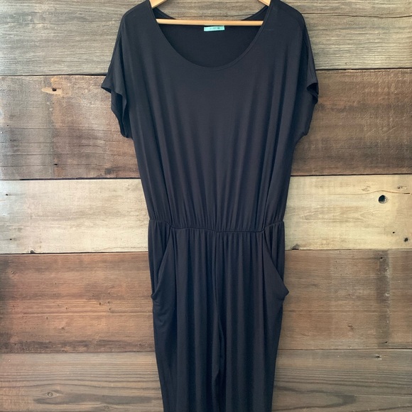 P.S. Kate Black Short Sleeve Jogger Jumpsuit - Picture 2 of 7